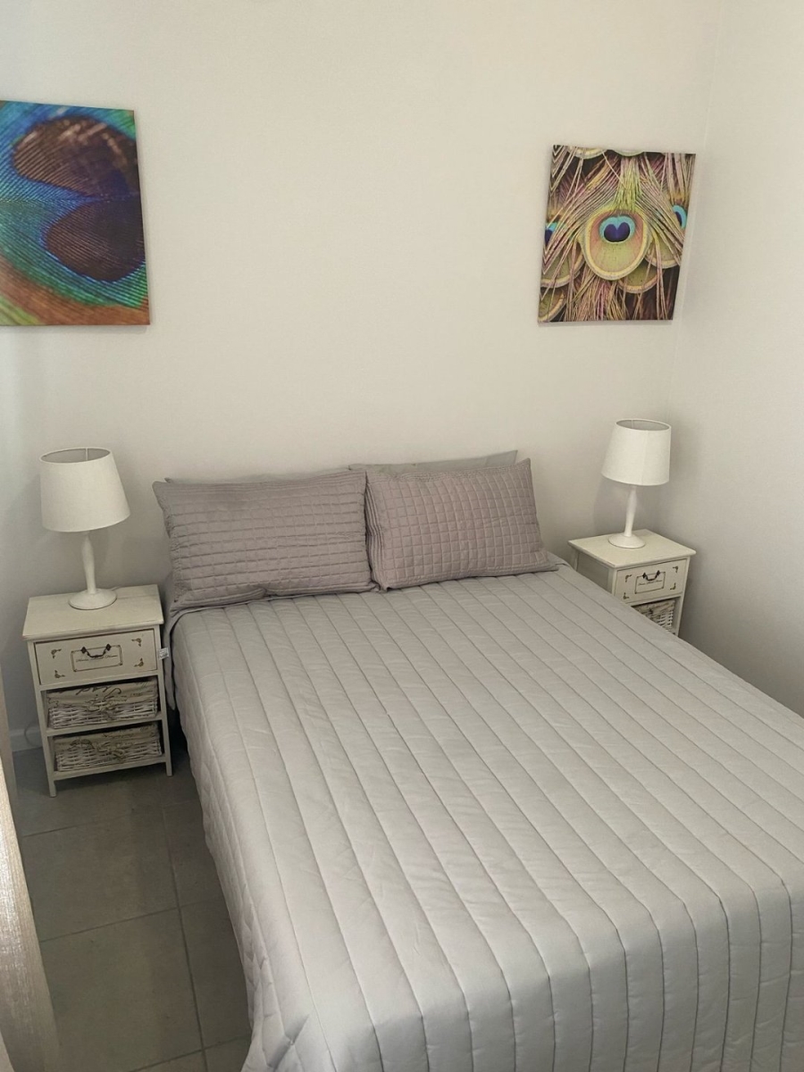 2 Bedroom Property for Sale in Stratford Green Western Cape